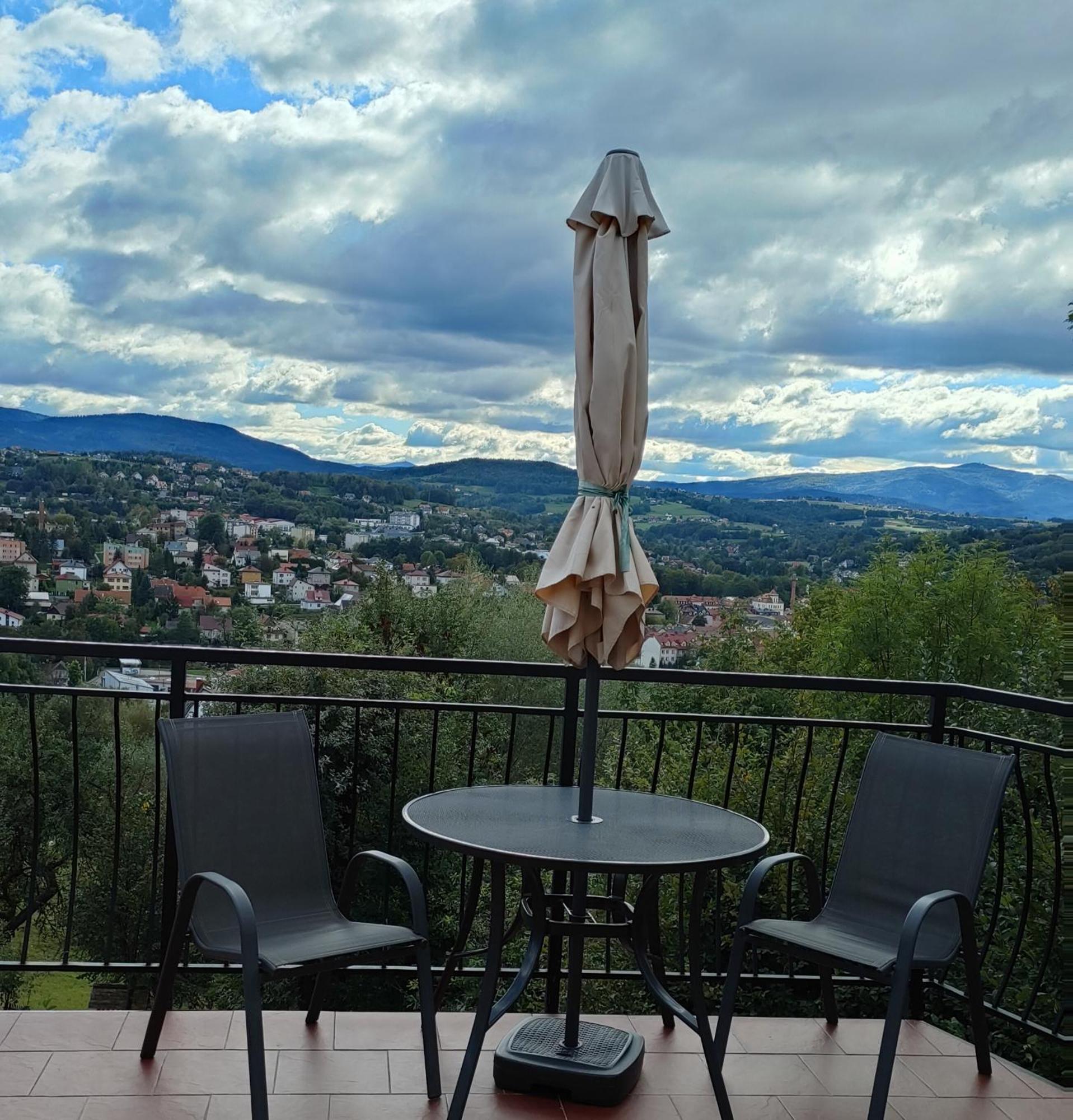 Mieszkanko Z Tarasem Limanowa Exterior foto